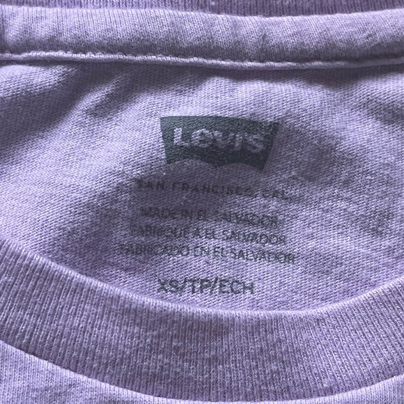 BUNDLE!🛍️ XS Levi’s/S Adidas T-Shirts - Picture 5 of 6